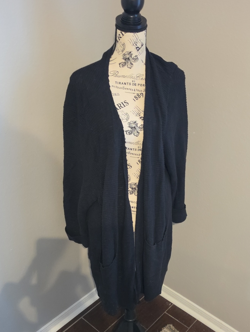Women's Terra & Sky Black Open-Front Women's Cardigan Plus Size 4X